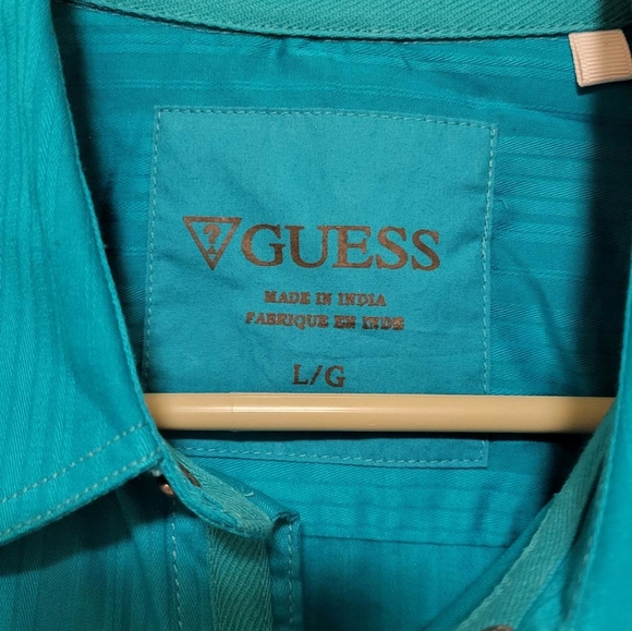 Guess Men's Long Sleeve Shirt - Picture 3 of 6